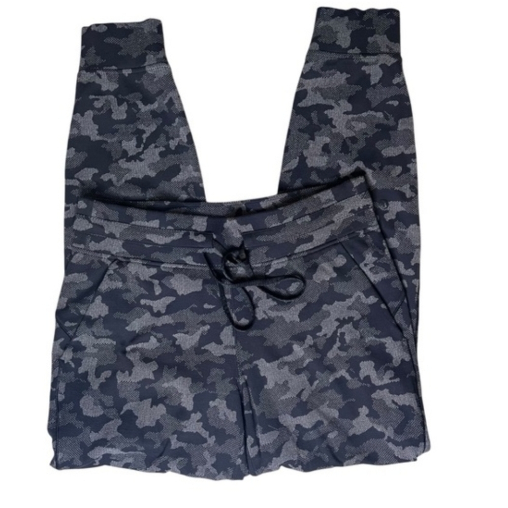 63. Lululemon Ready To Rulu Jacquard Camo Joggers - Picture 5 of 10